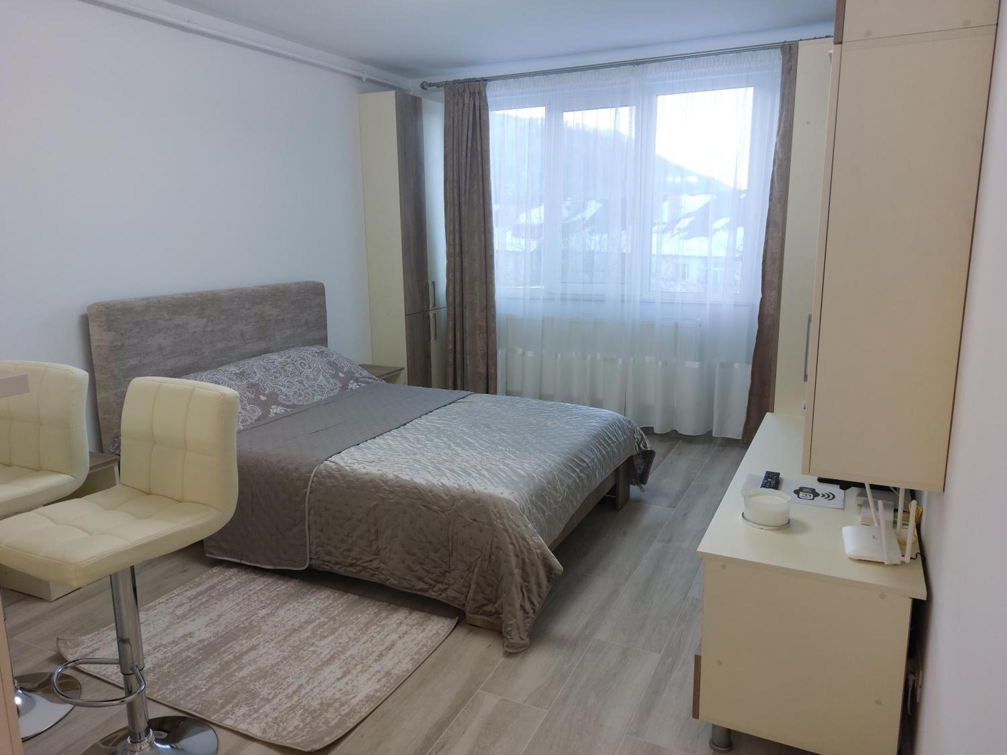 Rg Garsoniera Central 피아트라네암츠 외부 사진